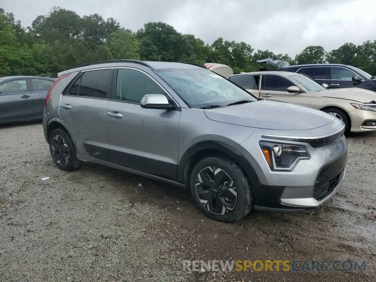 4 fotografías del automóvil dañado KNDCR3L11P5075179 KIA NIRO WIND 2023