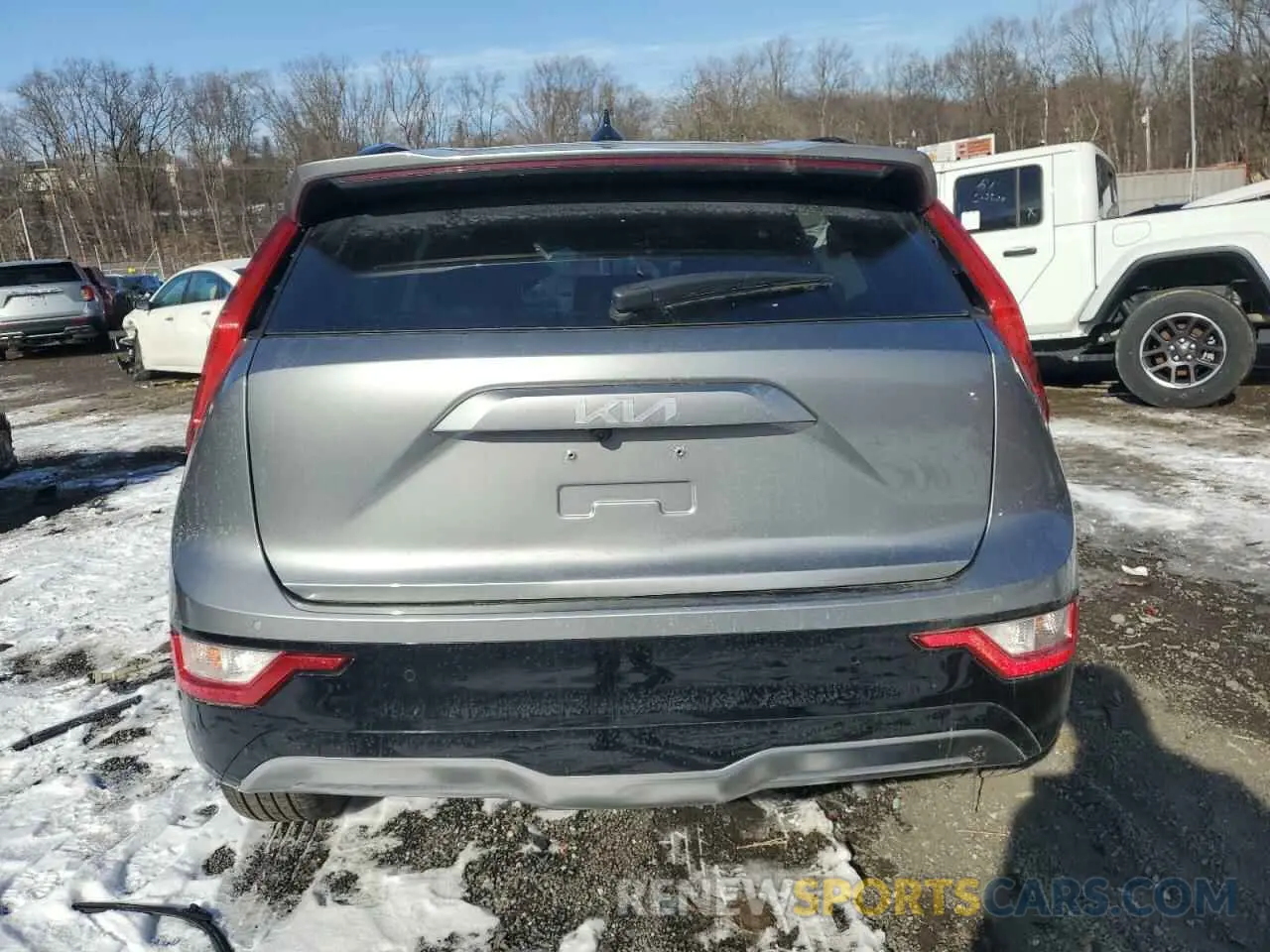 6 fotografías del automóvil dañado KNDCR3L12P5053630 KIA NIRO WIND 2023