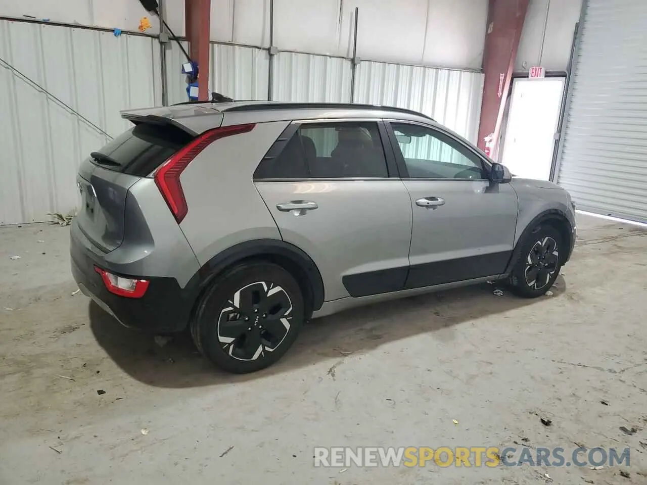 3 fotografías del automóvil dañado KNDCR3L12P5073098 KIA NIRO WIND 2023