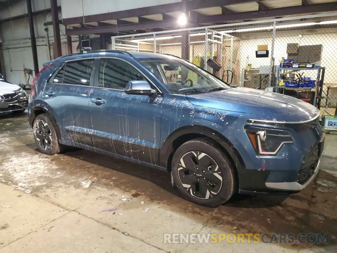 4 fotografías del automóvil dañado KNDCR3L13P5020457 KIA NIRO WIND 2023