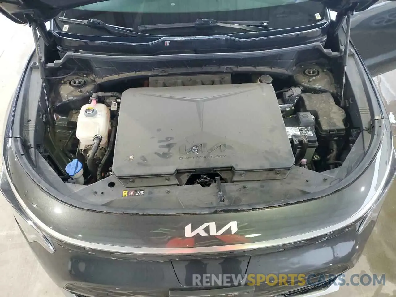 12 fotografías del automóvil dañado KNDCR3L13P5046332 KIA NIRO WIND 2023