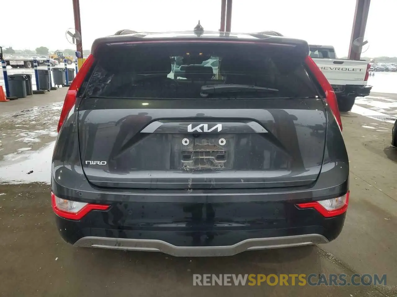 6 fotografías del automóvil dañado KNDCR3L13P5046332 KIA NIRO WIND 2023