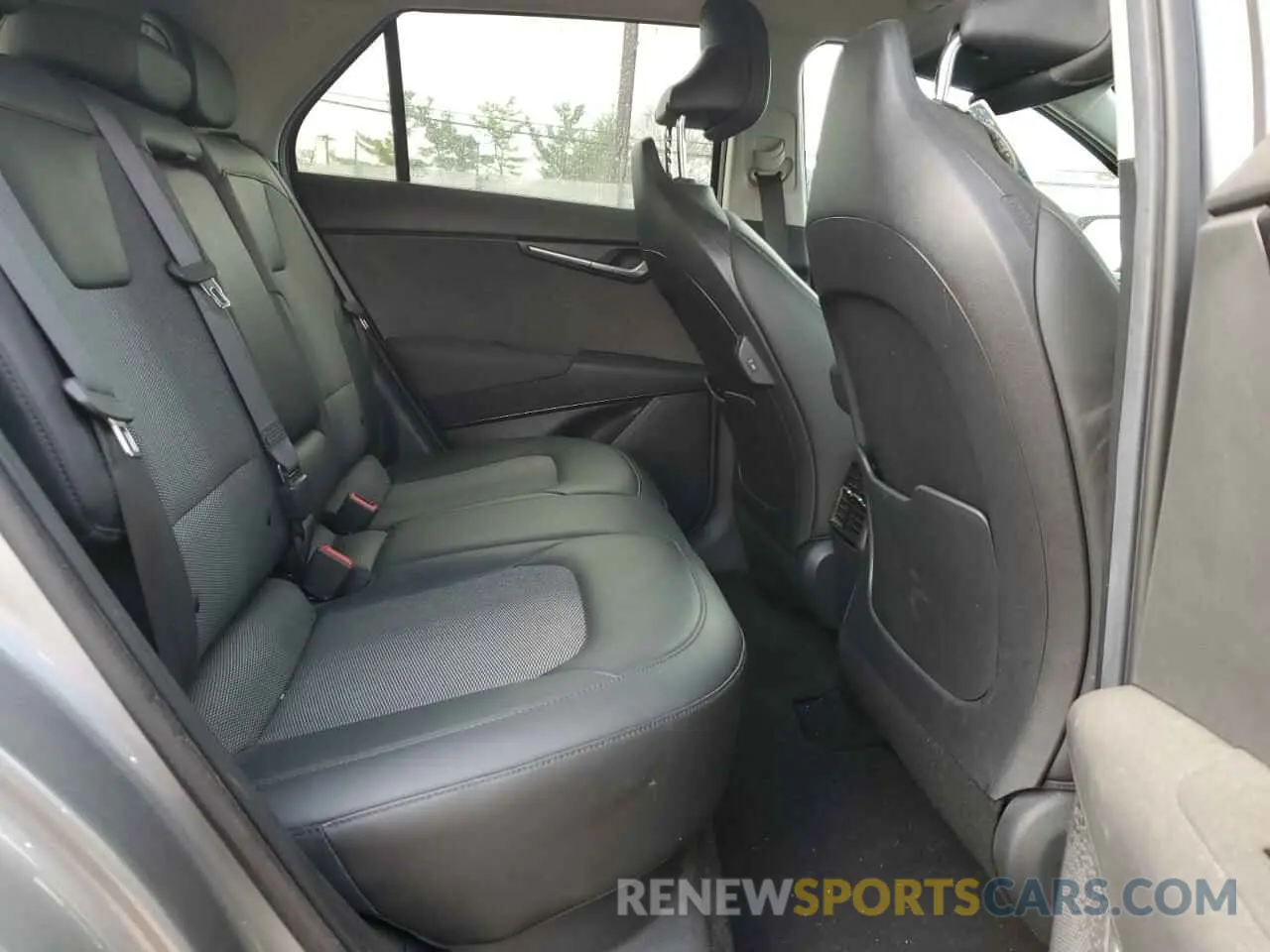 10 fotografías del automóvil dañado KNDCR3L13P5053930 KIA NIRO WIND 2023