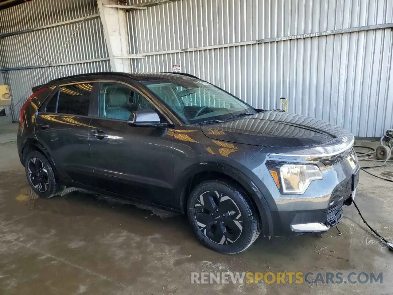 4 fotografías del automóvil dañado KNDCR3L16P5027354 KIA NIRO WIND 2023