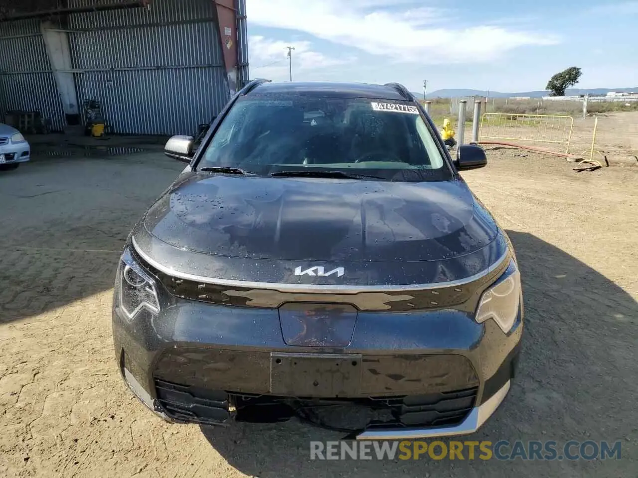 5 fotografías del automóvil dañado KNDCR3L16P5027354 KIA NIRO WIND 2023
