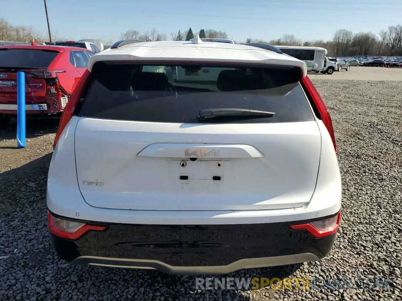 6 fotografías del automóvil dañado KNDCR3L16P5044896 KIA NIRO WIND 2023