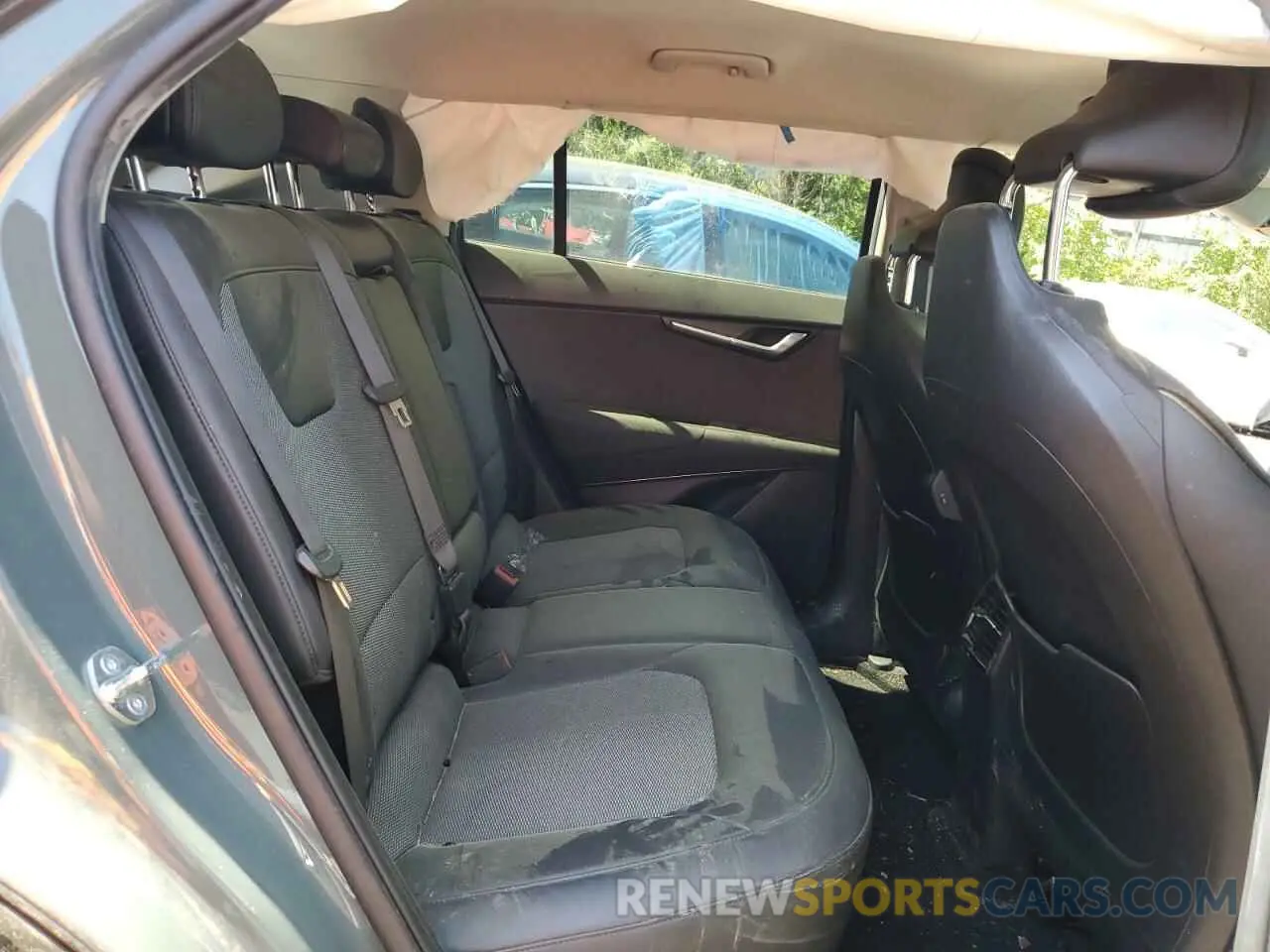 11 fotografías del automóvil dañado KNDCR3L16P5073833 KIA NIRO WIND 2023