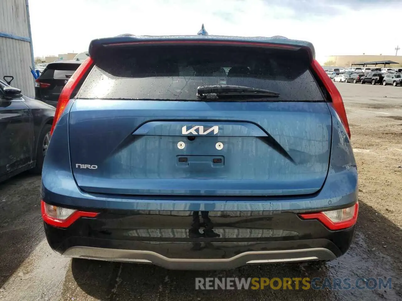 6 fotografías del automóvil dañado KNDCR3L17P5024740 KIA NIRO WIND 2023