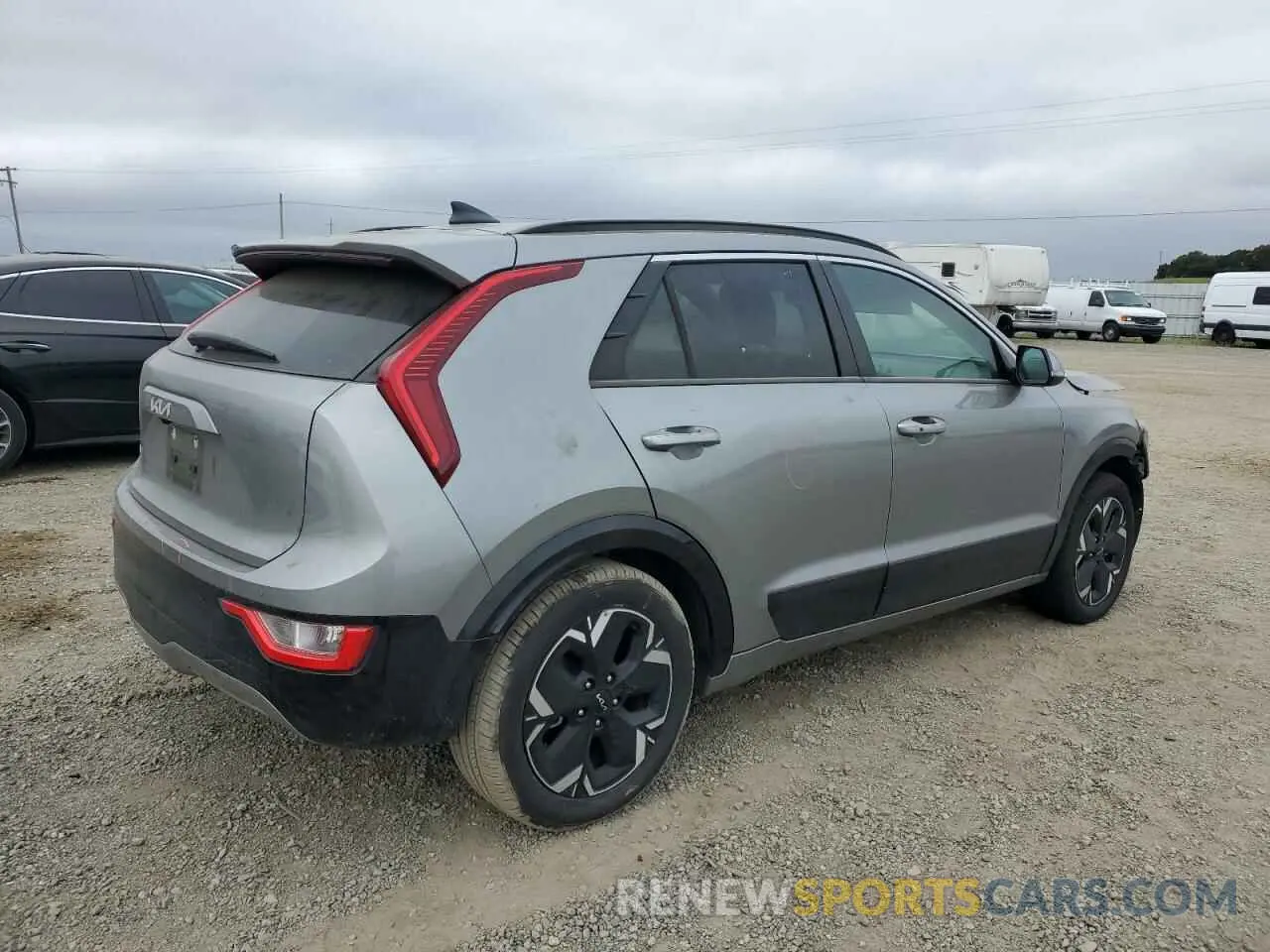 3 fotografías del automóvil dañado KNDCR3L17P5028884 KIA NIRO WIND 2023