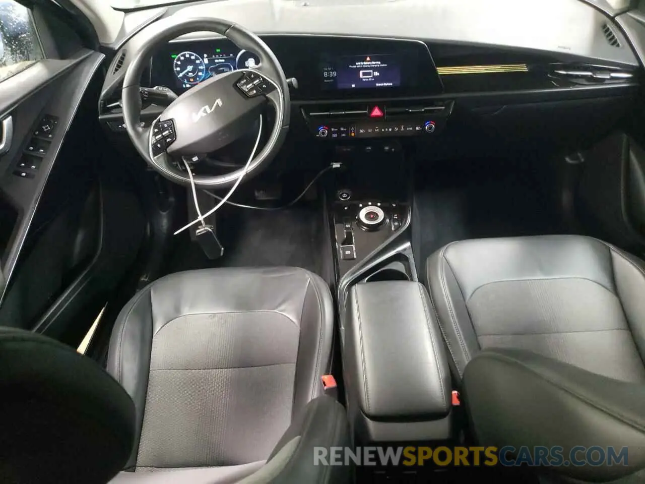 8 fotografías del automóvil dañado KNDCR3L17P5072447 KIA NIRO WIND 2023