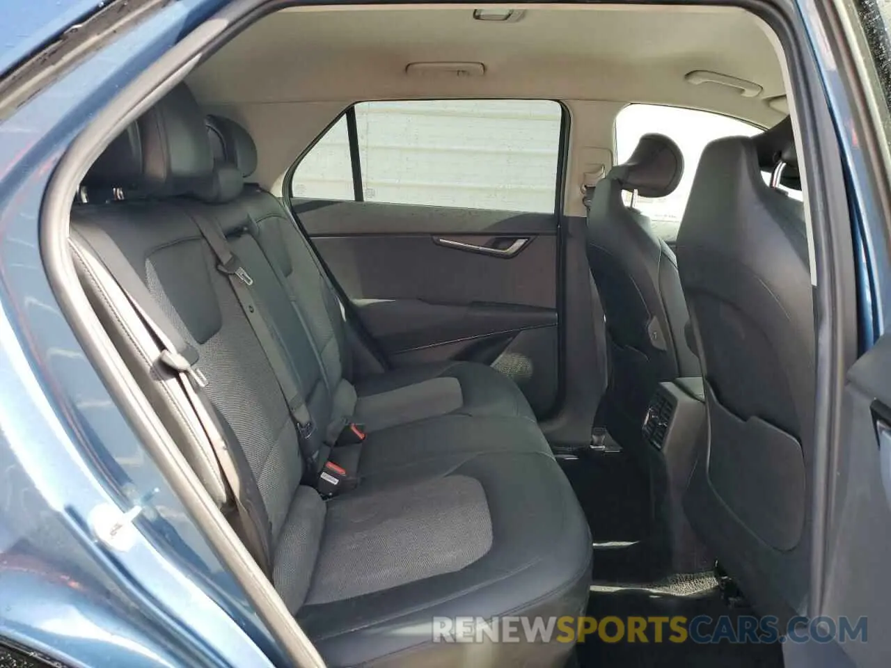 10 fotografías del automóvil dañado KNDCR3L18P5022625 KIA NIRO WIND 2023