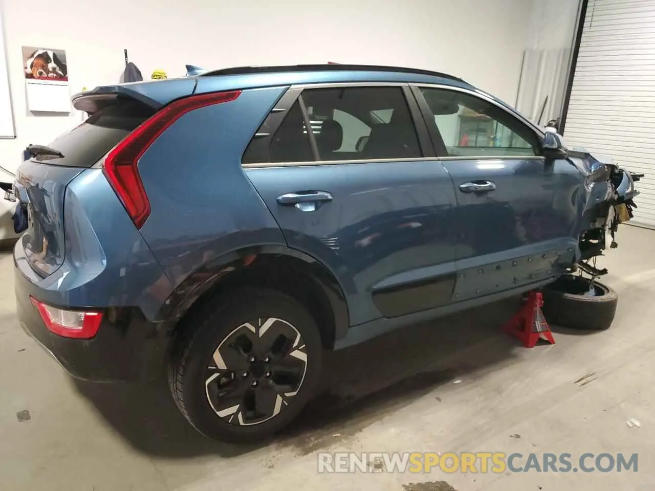 3 fotografías del automóvil dañado KNDCR3L18P5024861 KIA NIRO WIND 2023