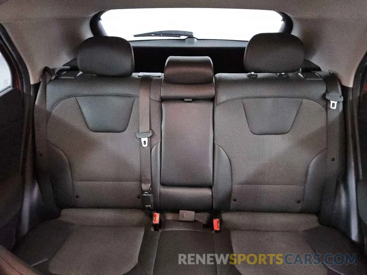 10 fotografías del automóvil dañado KNDCR3L1XP5022688 KIA NIRO WIND 2023