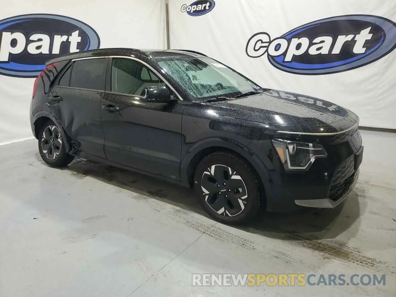4 fotografías del automóvil dañado KNDCR3L1XP5022948 KIA NIRO WIND 2023