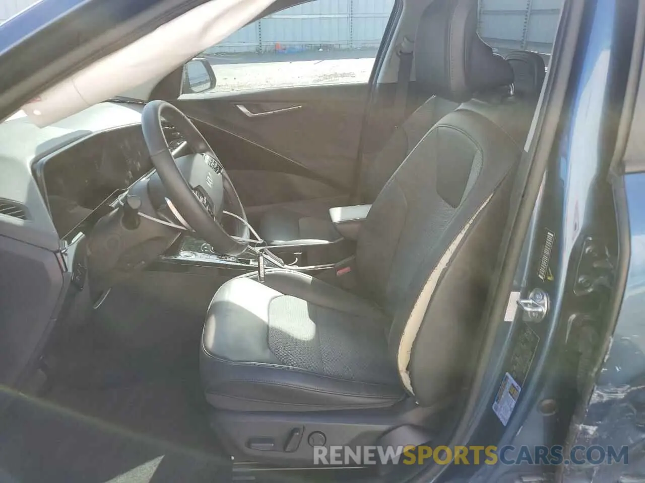 7 fotografías del automóvil dañado KNDCR3L1XP5045839 KIA NIRO WIND 2023