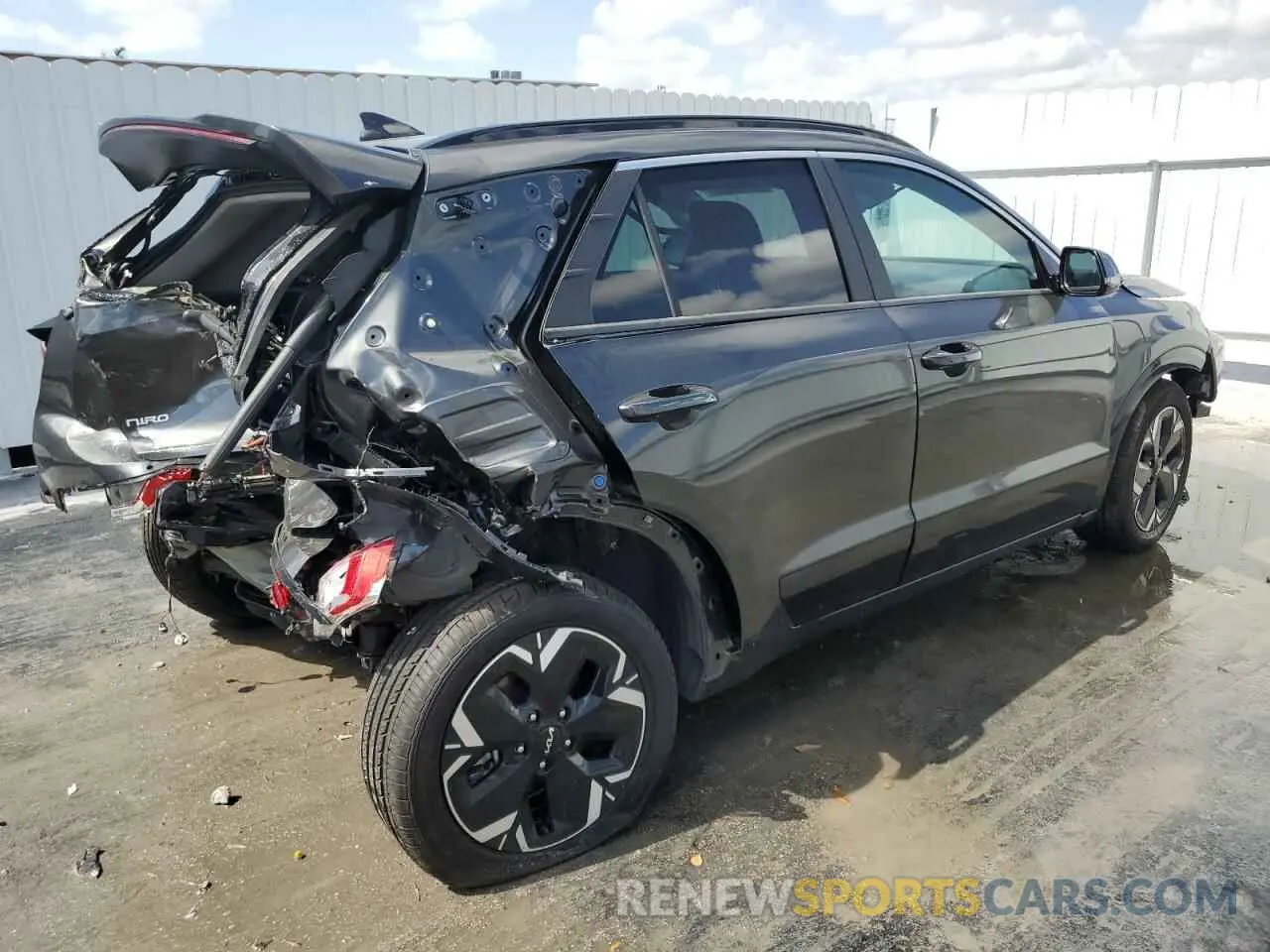 3 fotografías del automóvil dañado KNDCR3L11R5087710 KIA NIRO WIND 2024