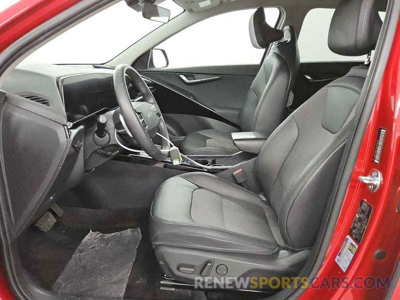 7 fotografías del automóvil dañado KNDCR3L11R5110628 KIA NIRO WIND 2024