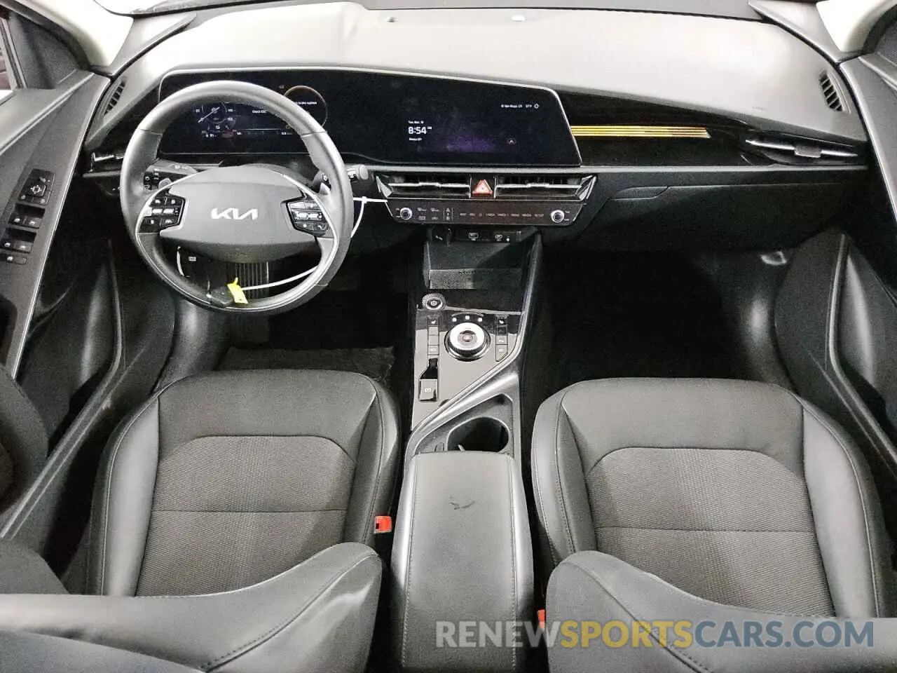 8 fotografías del automóvil dañado KNDCR3L11R5110628 KIA NIRO WIND 2024