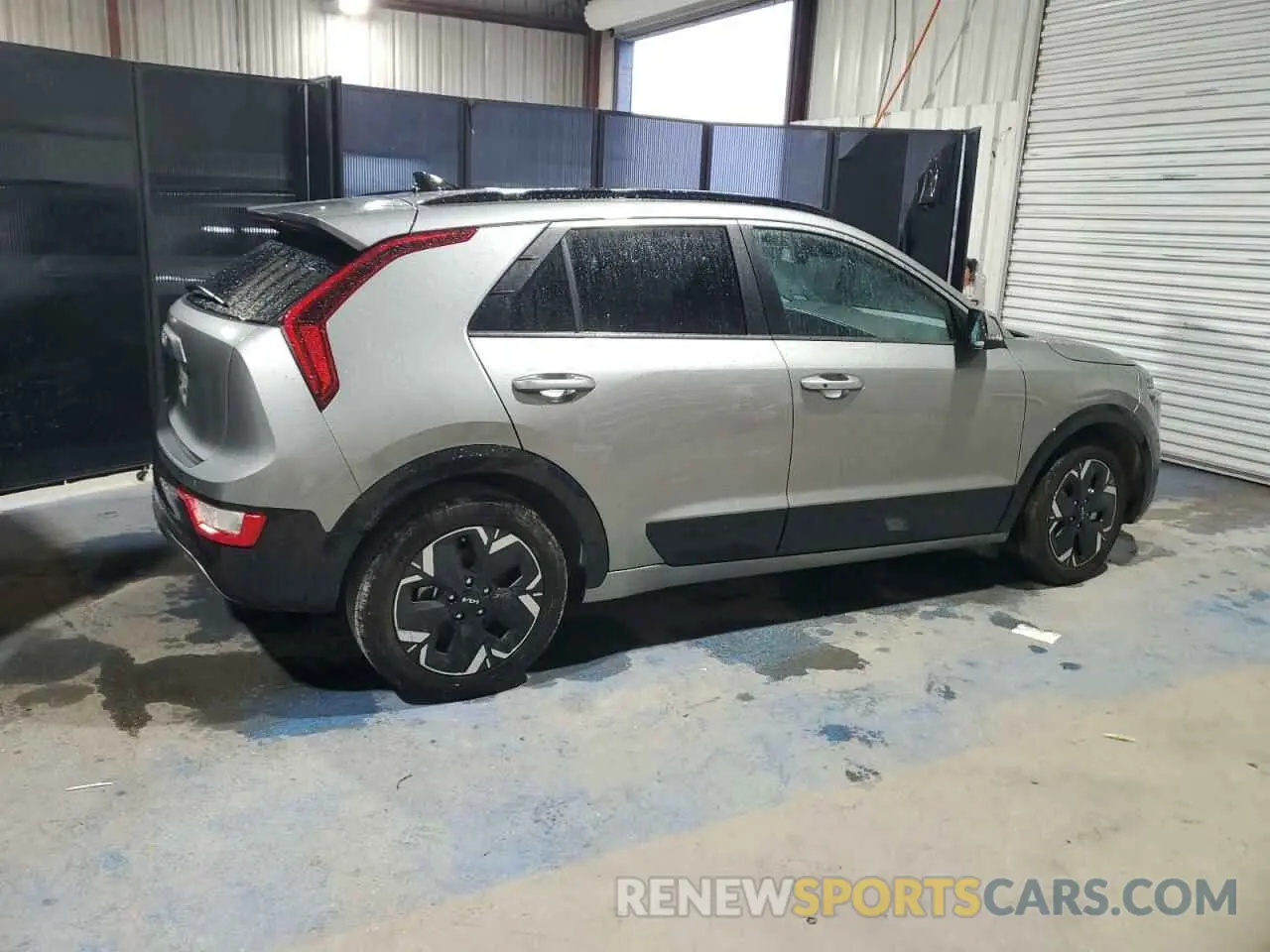 3 fotografías del automóvil dañado KNDCR3L13R5086736 KIA NIRO WIND 2024