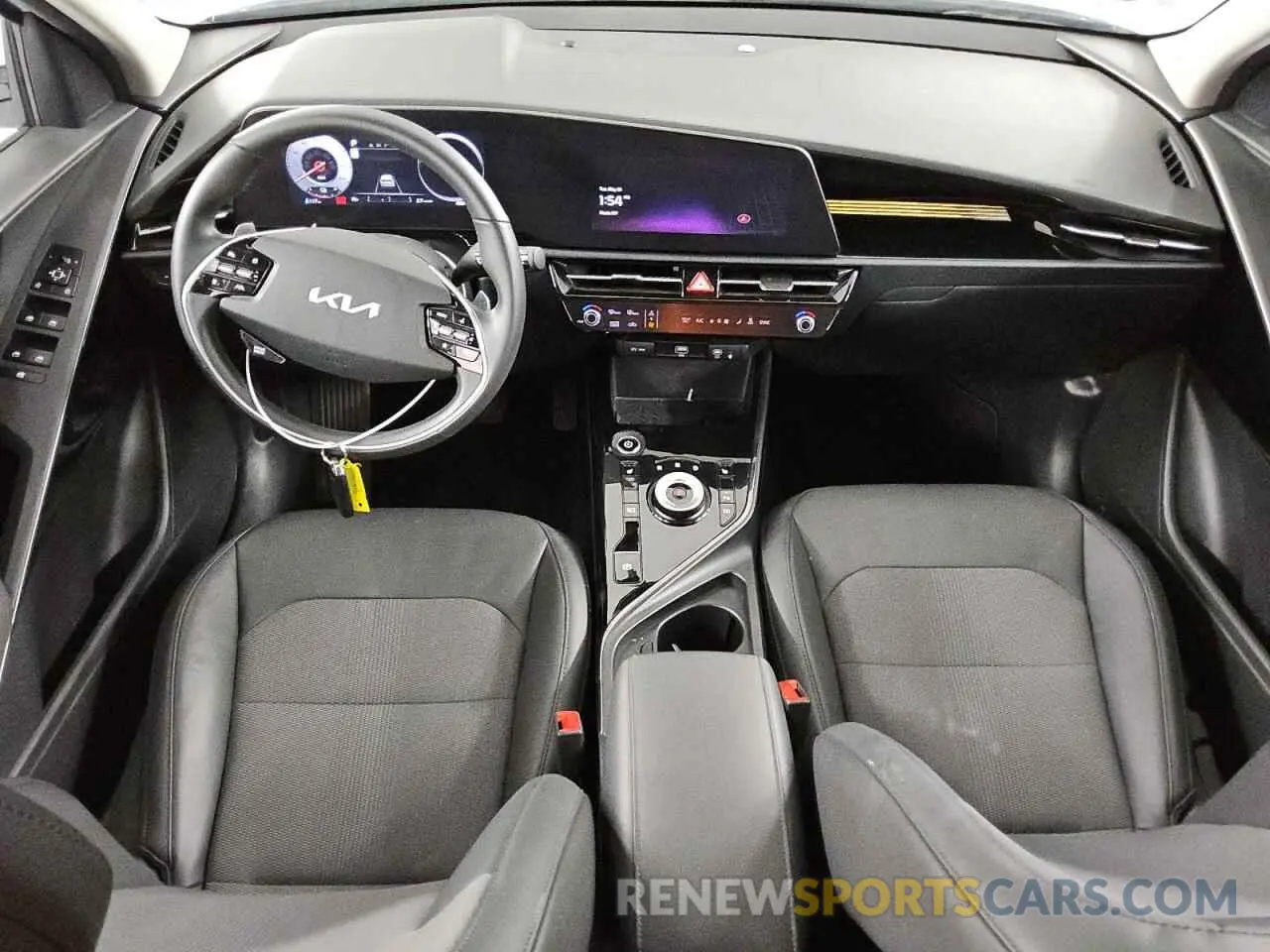 8 fotografías del automóvil dañado KNDCR3L13R5110646 KIA NIRO WIND 2024