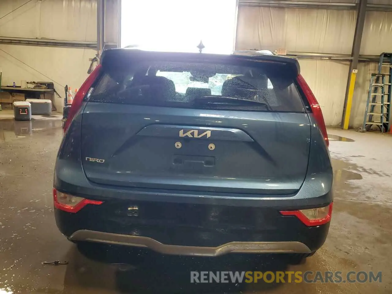 6 fotografías del automóvil dañado KNDCR3L13R5116155 KIA NIRO WIND 2024