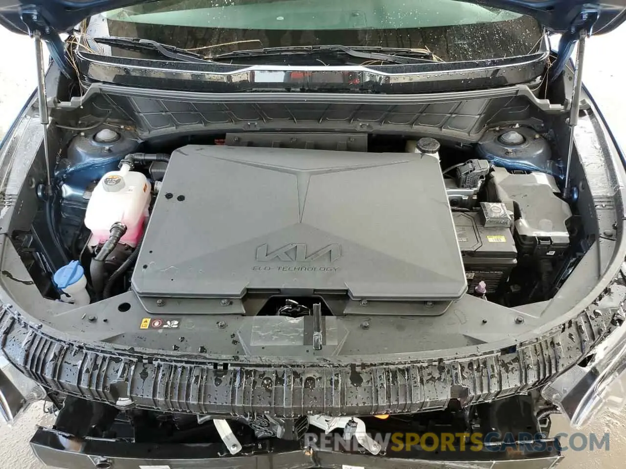 12 fotografías del automóvil dañado KNDCR3L14R5086454 KIA NIRO WIND 2024