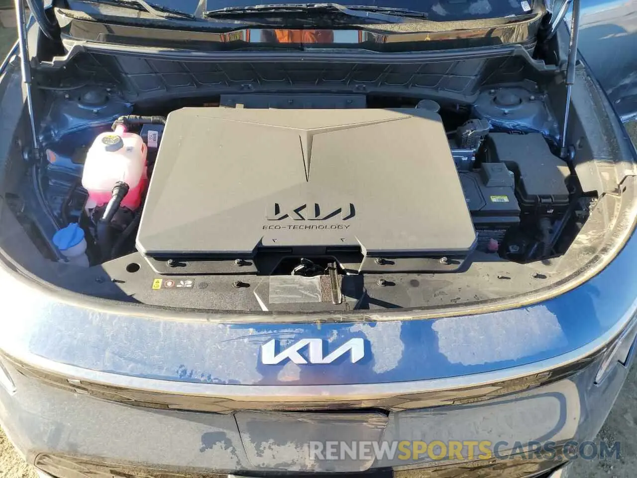11 fotografías del automóvil dañado KNDCR3L14R5120974 KIA NIRO WIND 2024