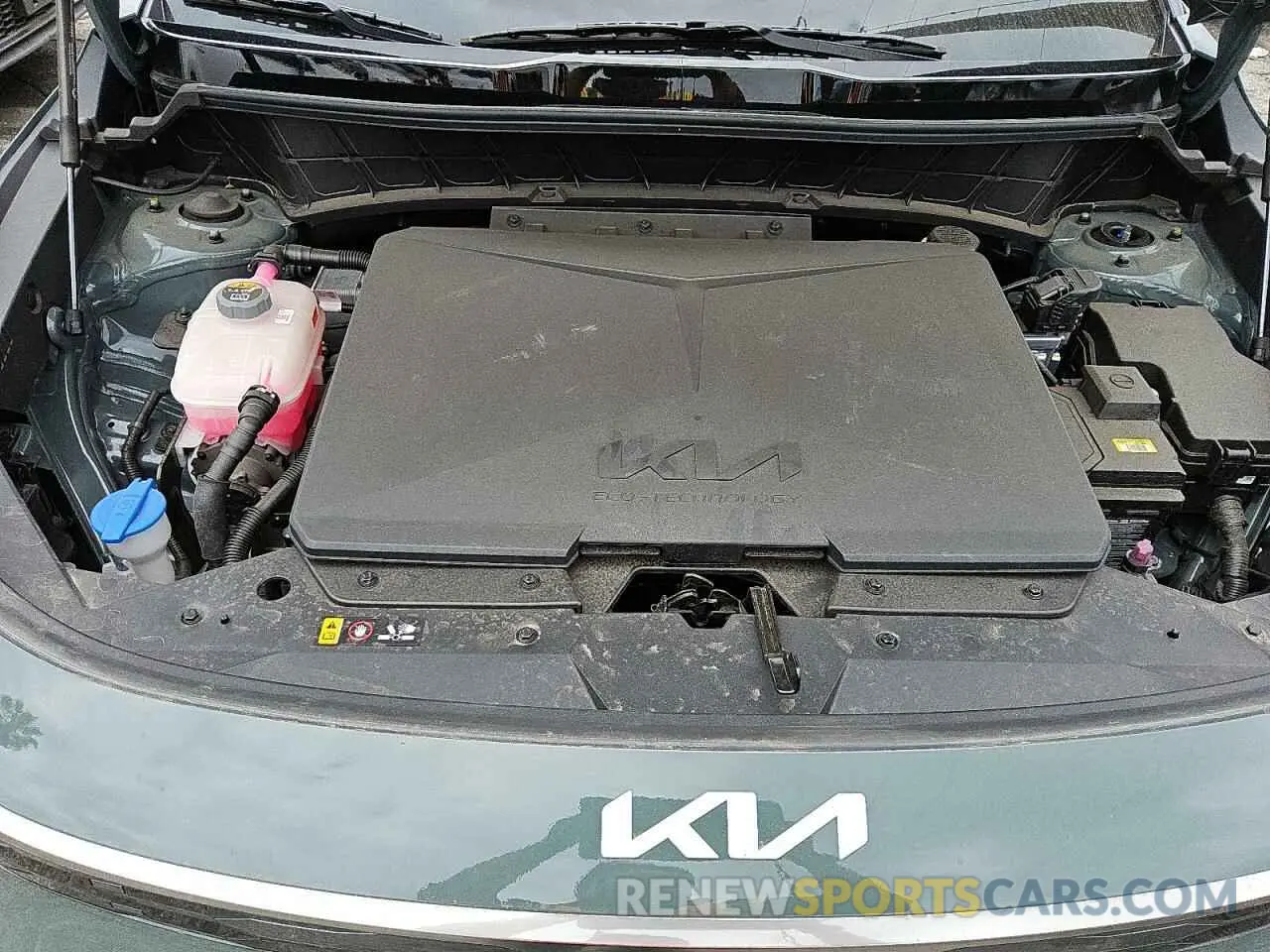 11 fotografías del automóvil dañado KNDCR3L14R5126113 KIA NIRO WIND 2024