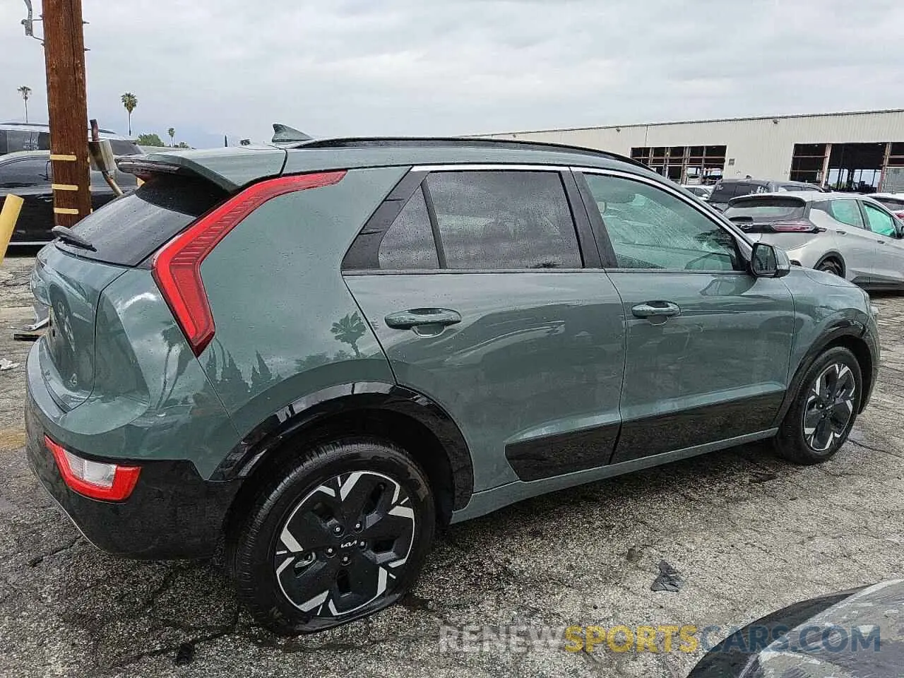 3 fotografías del automóvil dañado KNDCR3L14R5126113 KIA NIRO WIND 2024