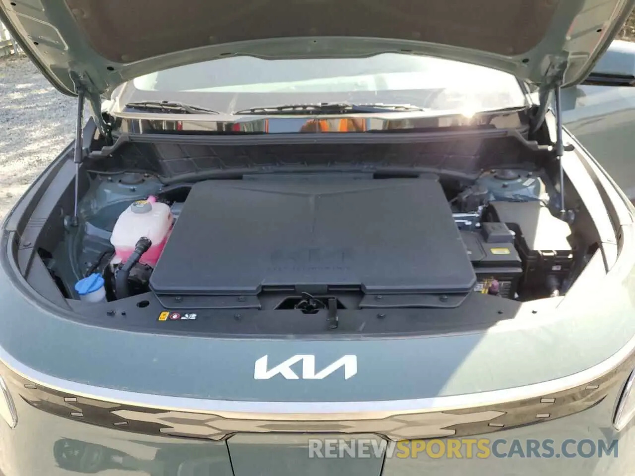 12 fotografías del automóvil dañado KNDCR3L15R5117954 KIA NIRO WIND 2024