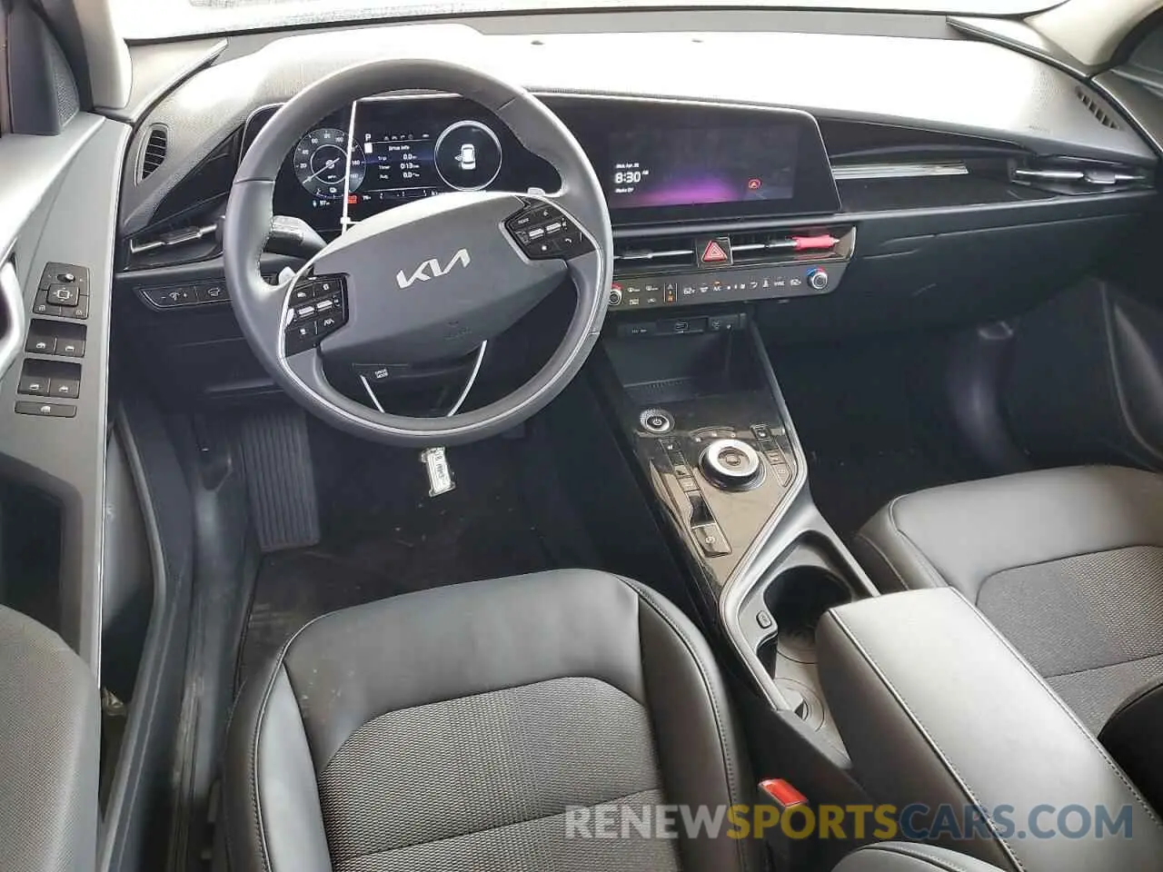 8 fotografías del automóvil dañado KNDCR3L17R5114246 KIA NIRO WIND 2024
