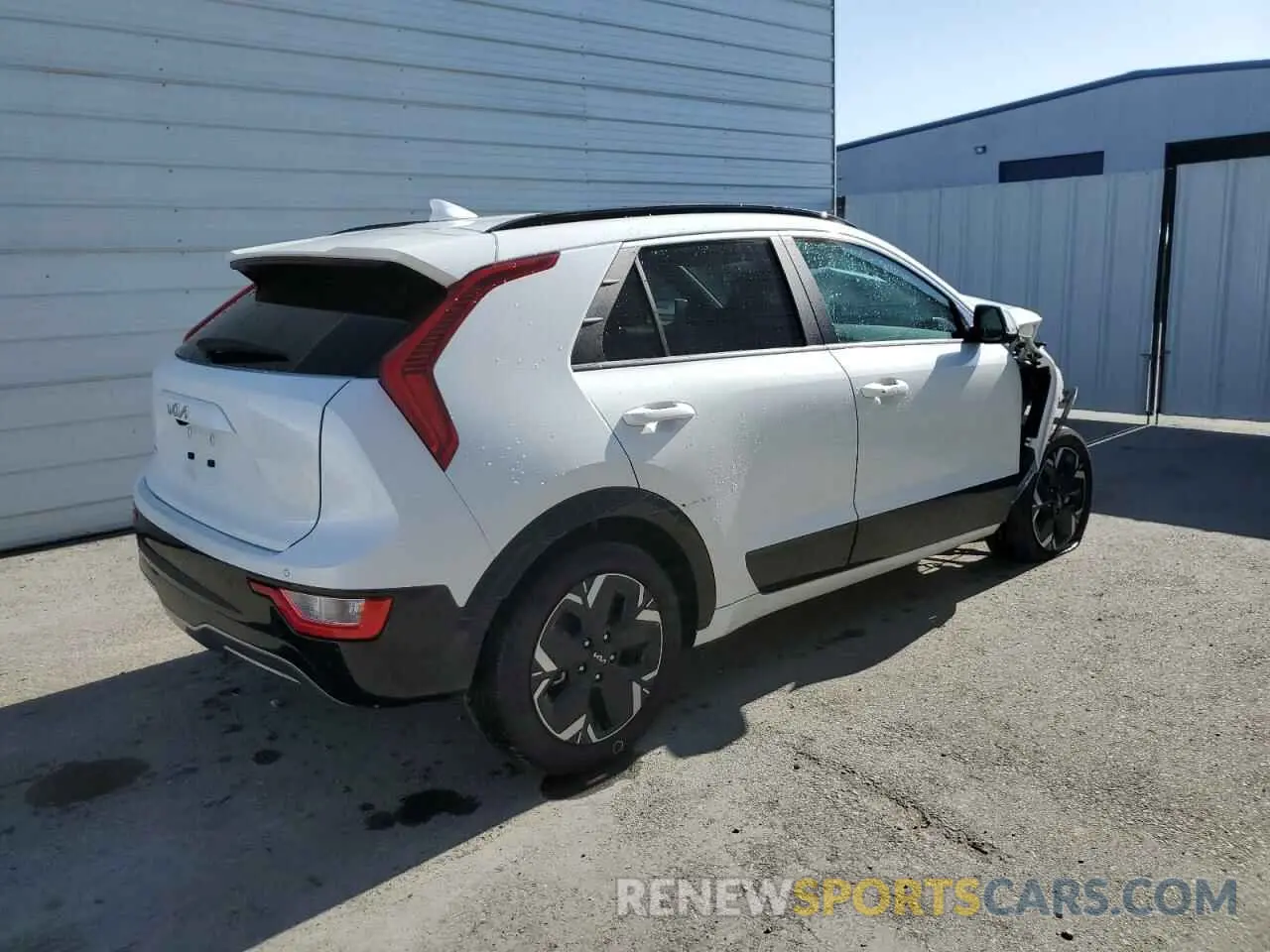 3 fotografías del automóvil dañado KNDCR3L17R5126171 KIA NIRO WIND 2024