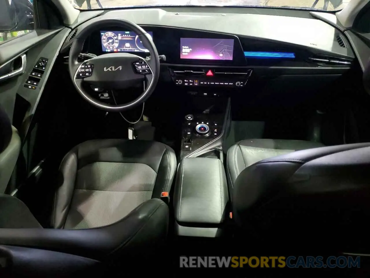 8 fotografías del automóvil dañado KNDCR3L18R5122243 KIA NIRO WIND 2024