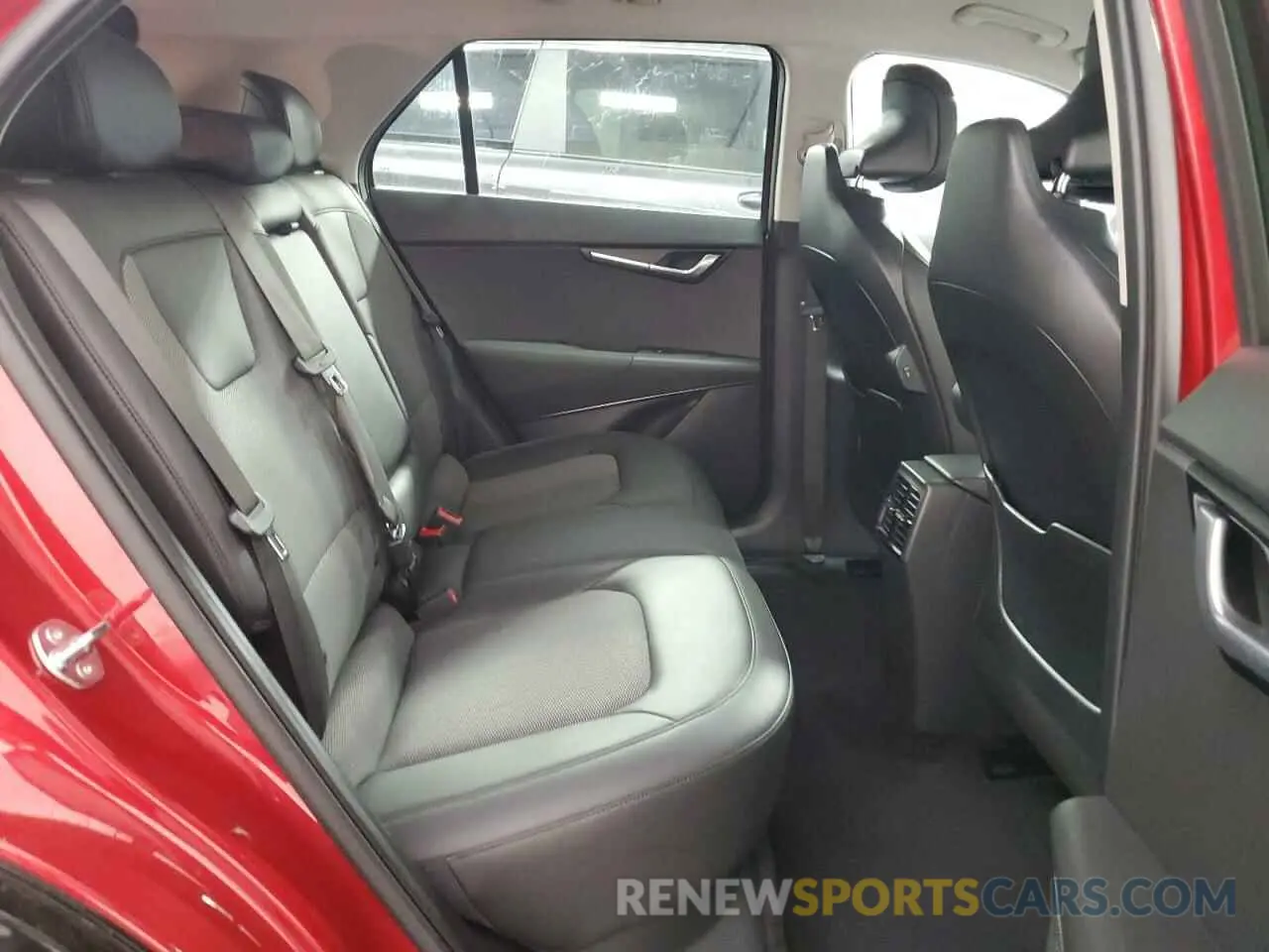 11 fotografías del automóvil dañado KNDCR3L19R5122168 KIA NIRO WIND 2024