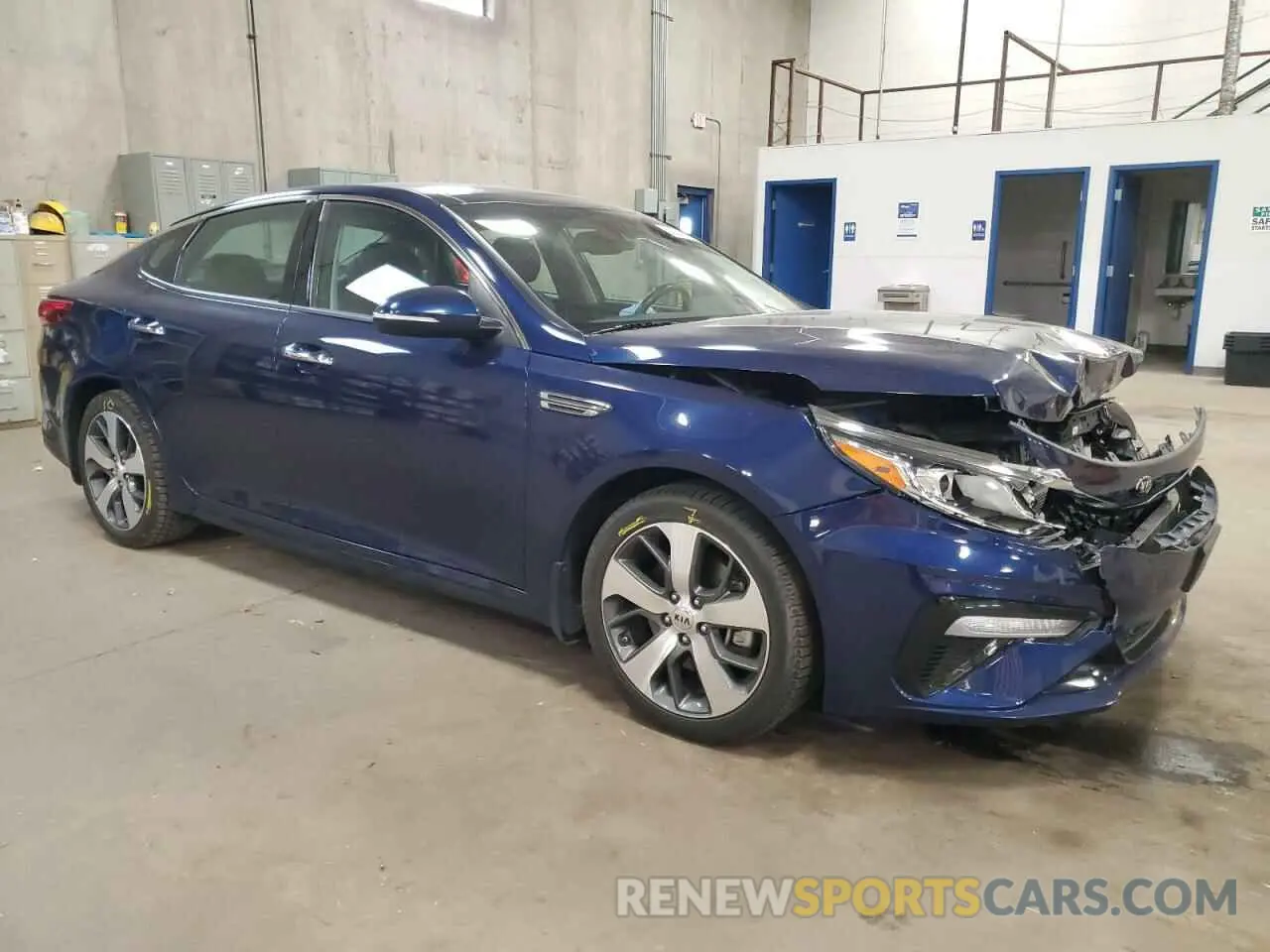 4 fotografías del automóvil dañado 5XXGT4L30KG289823 KIA OPTIMA 2019