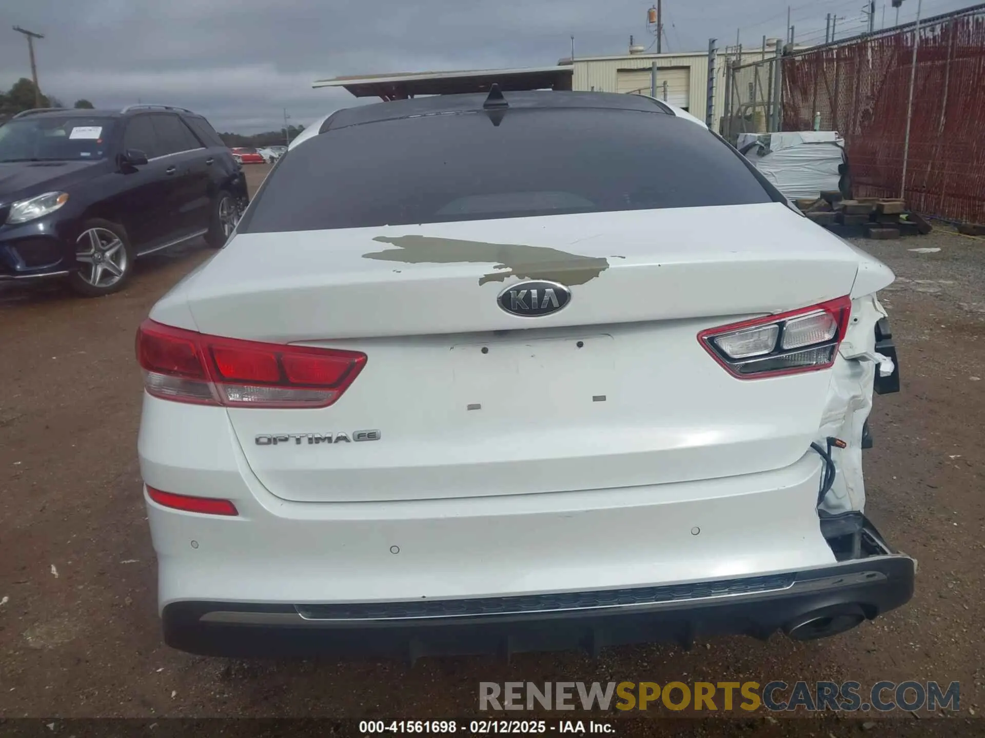 16 fotografías del automóvil dañado 5XXGT4L30KG308578 KIA OPTIMA 2019