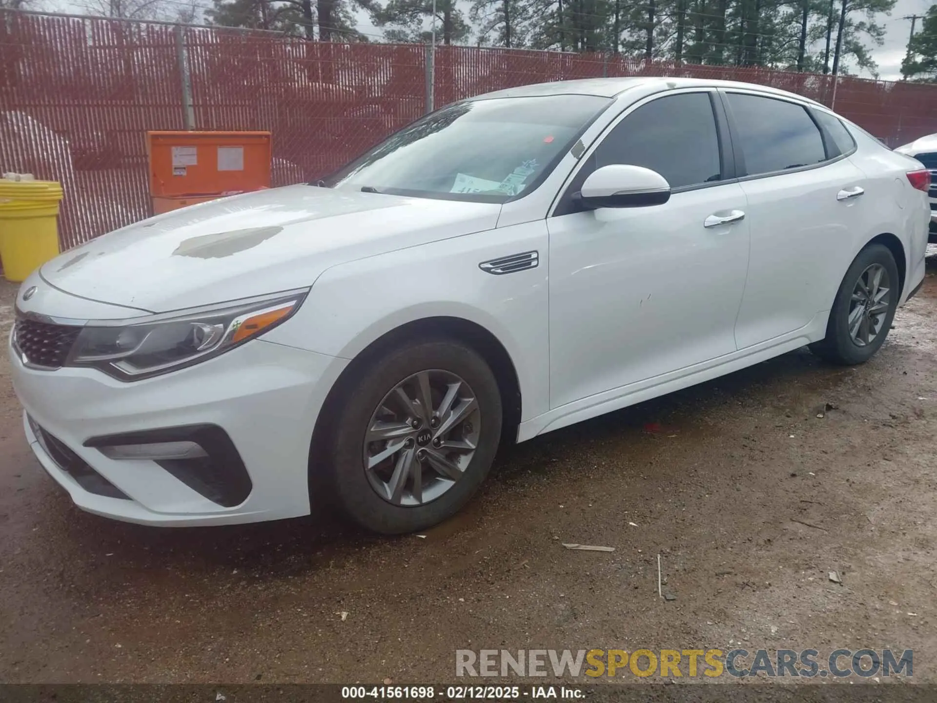 2 fotografías del automóvil dañado 5XXGT4L30KG308578 KIA OPTIMA 2019