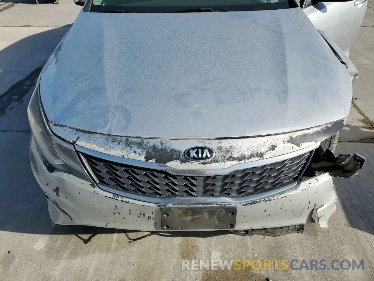 11 fotografías del automóvil dañado 5XXGT4L30KG310055 KIA OPTIMA 2019