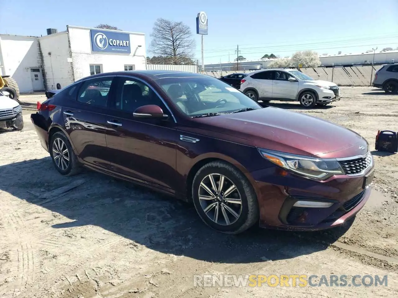 4 fotografías del automóvil dañado 5XXGT4L30KG311450 KIA OPTIMA 2019