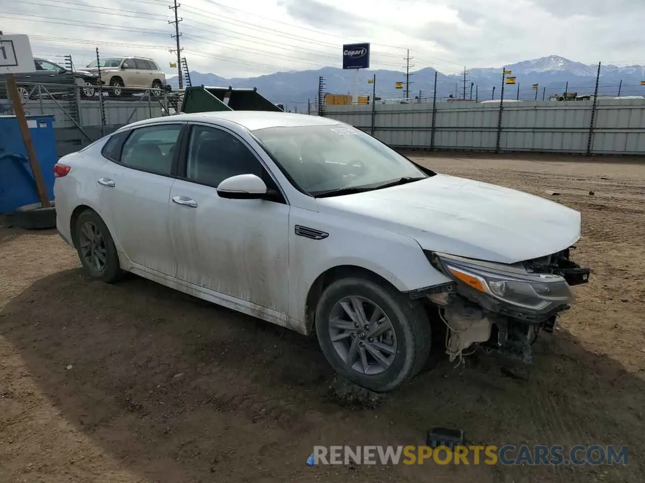 4 fotografías del automóvil dañado 5XXGT4L30KG338082 KIA OPTIMA 2019