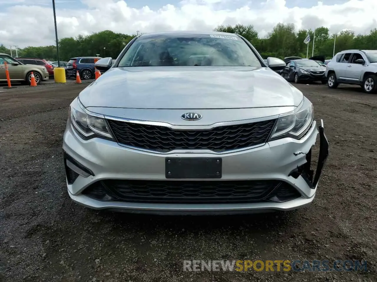 5 fotografías del automóvil dañado 5XXGT4L30KG340284 KIA OPTIMA 2019