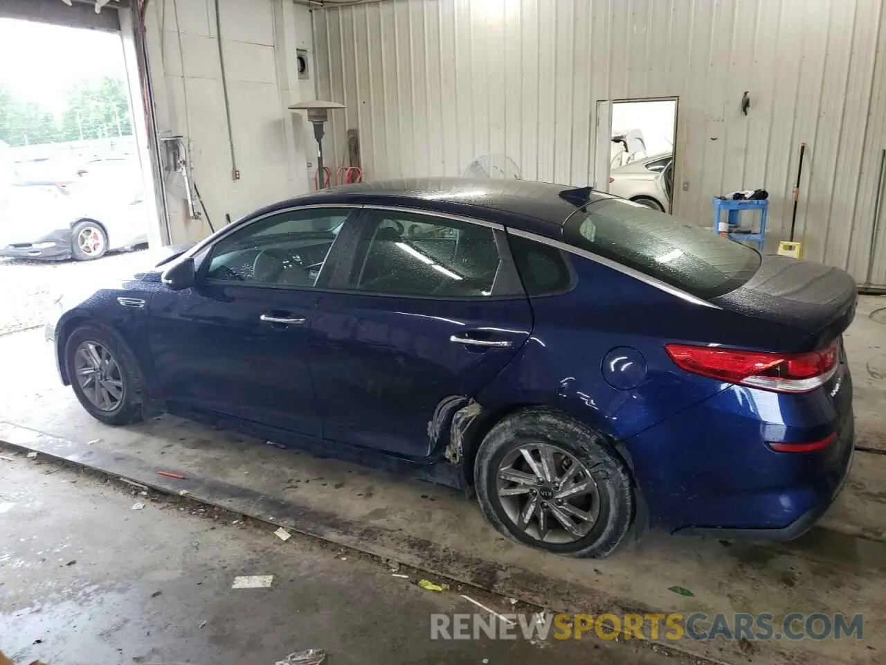 2 fotografías del automóvil dañado 5XXGT4L30KG351365 KIA OPTIMA 2019