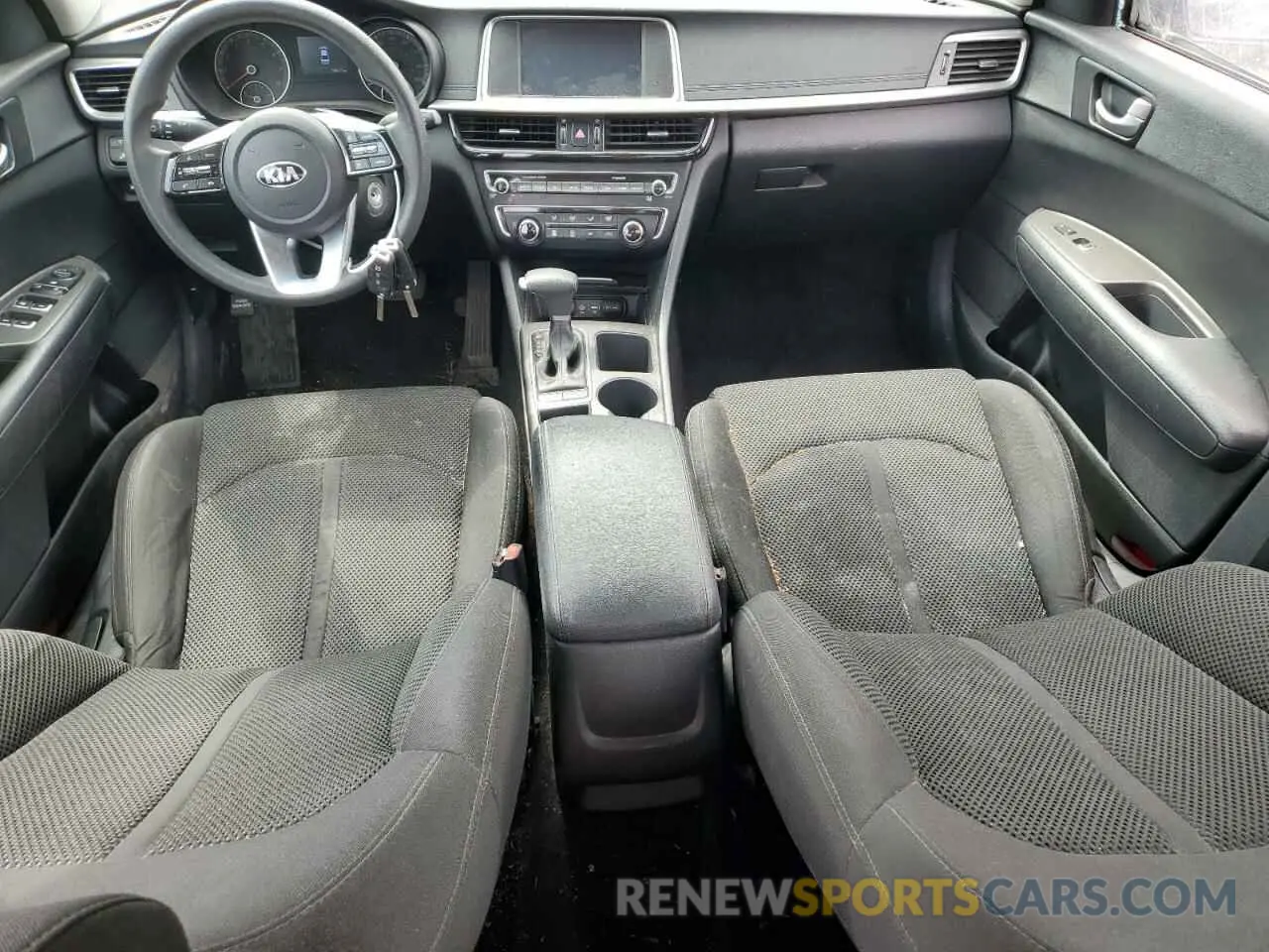 8 fotografías del automóvil dañado 5XXGT4L31KG277390 KIA OPTIMA 2019