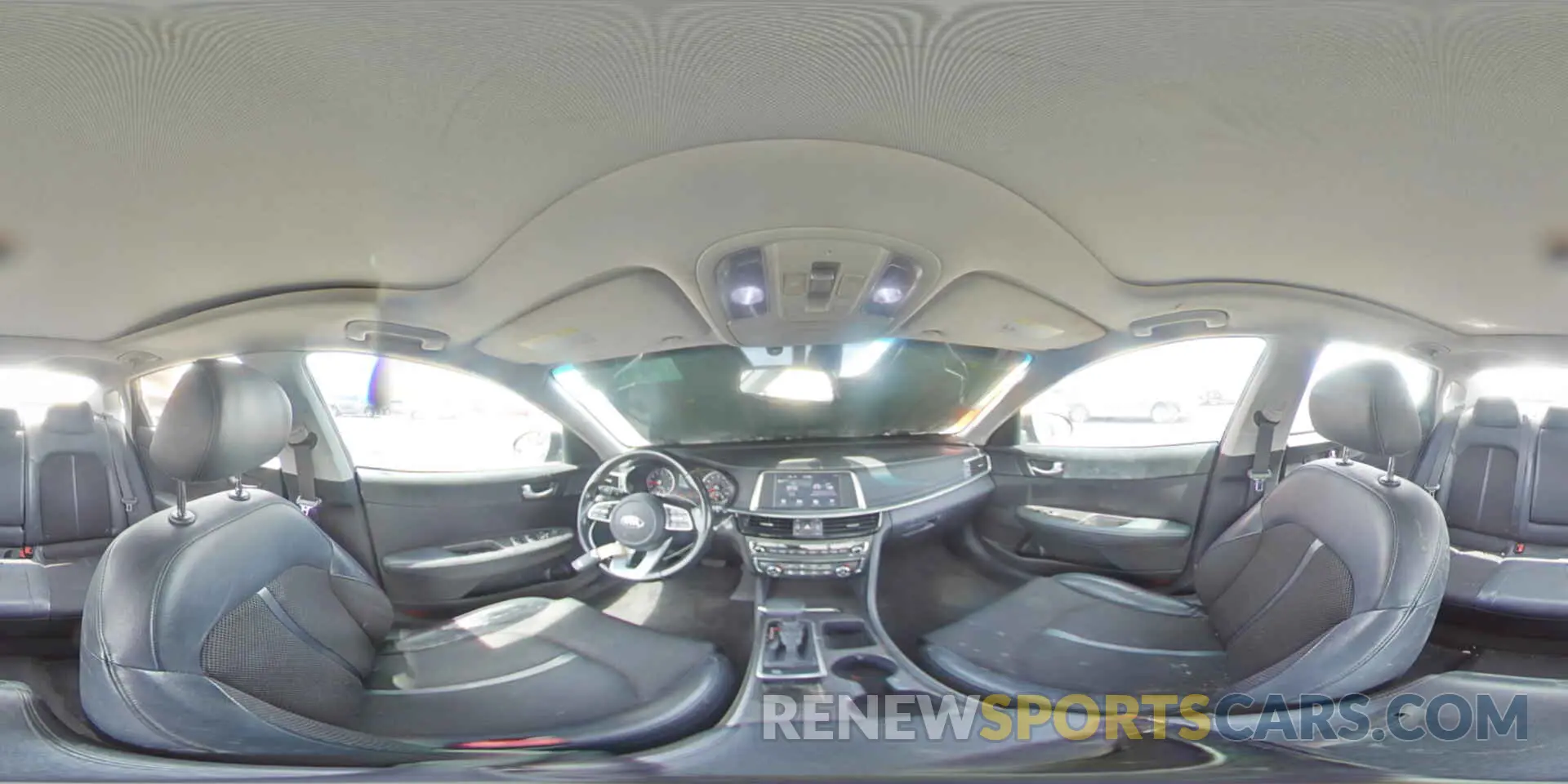 12 fotografías del automóvil dañado 5XXGT4L31KG286817 KIA OPTIMA 2019