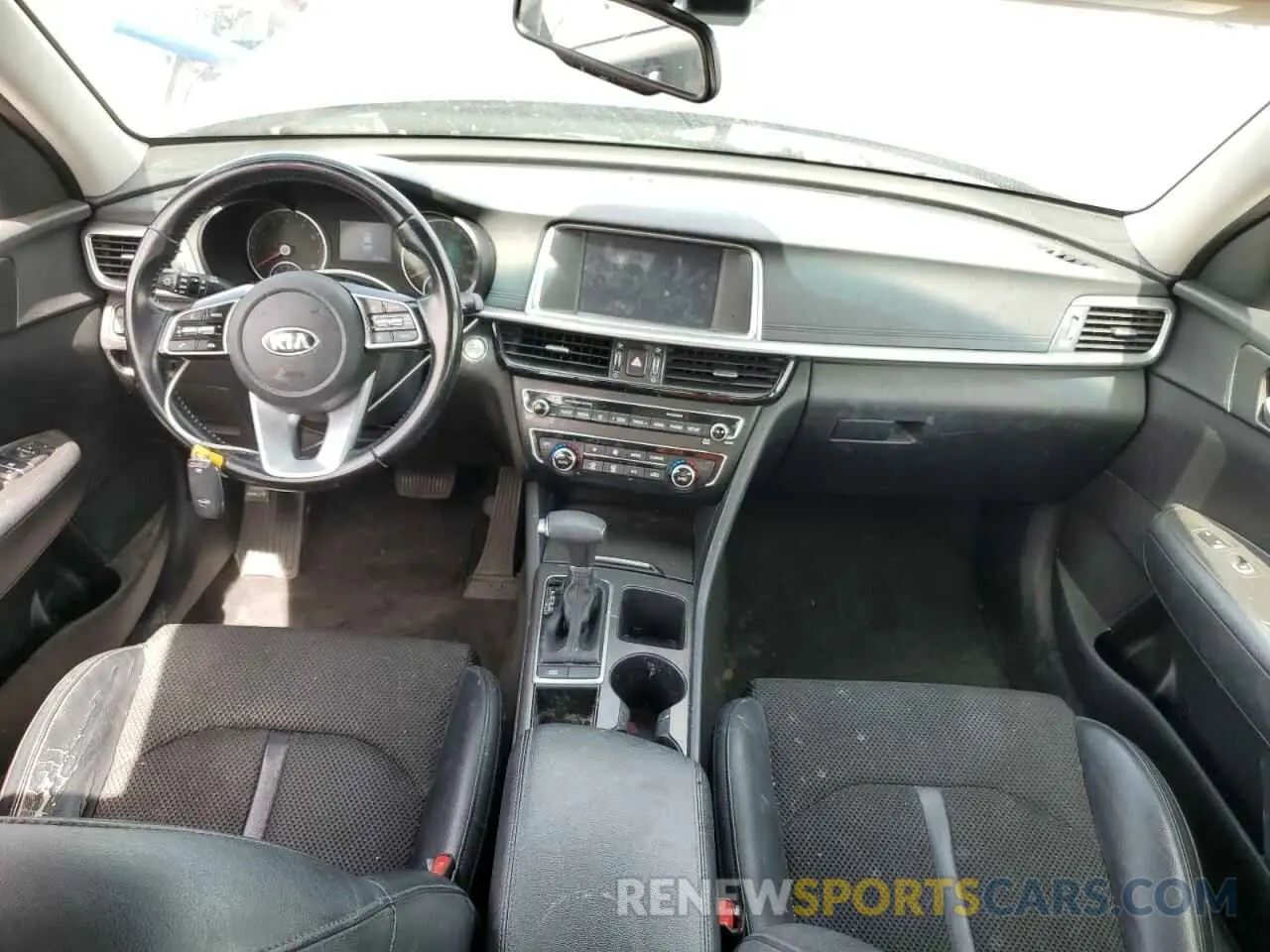 8 fotografías del automóvil dañado 5XXGT4L31KG286817 KIA OPTIMA 2019