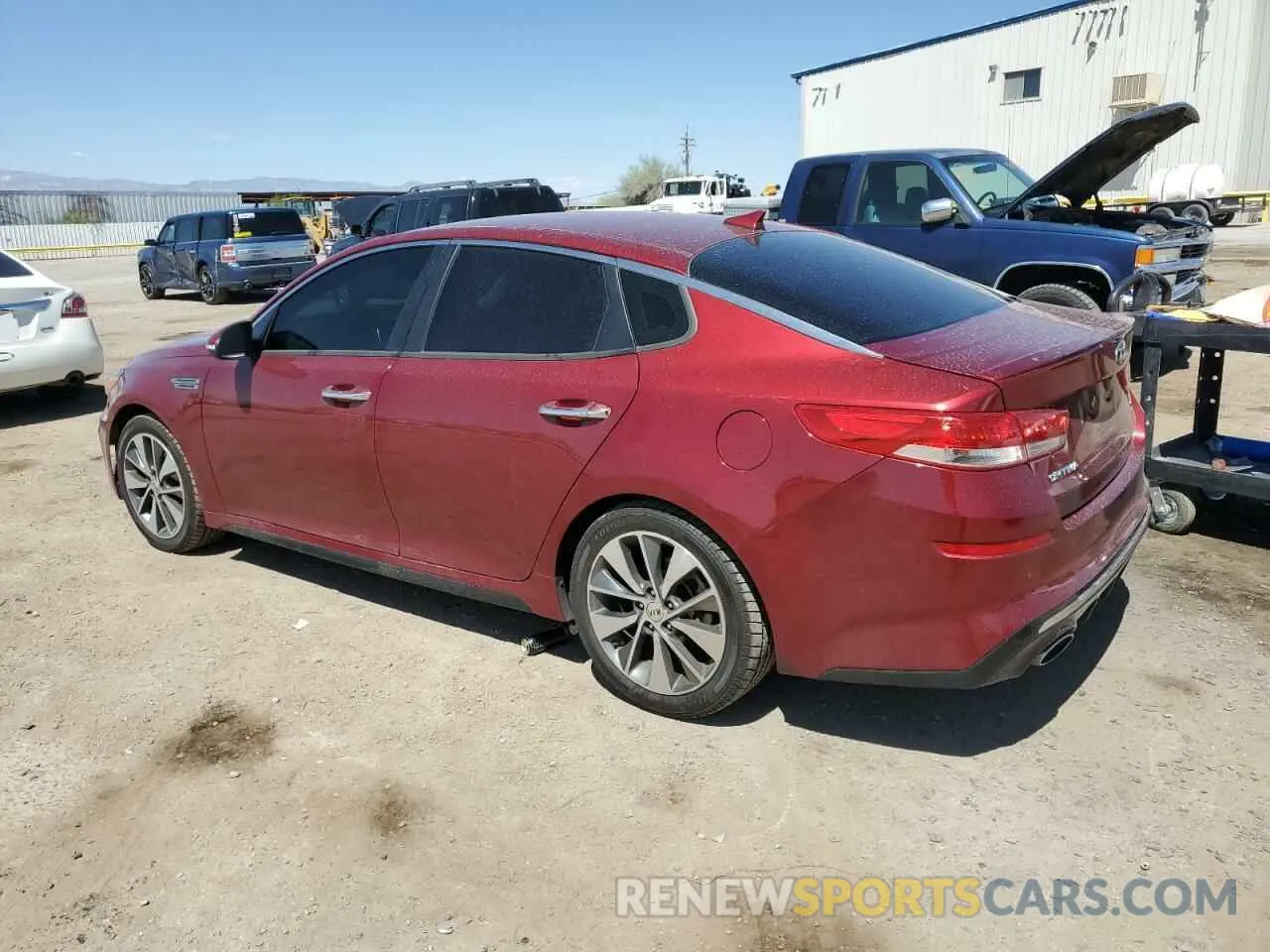 2 fotografías del automóvil dañado 5XXGT4L31KG292259 KIA OPTIMA 2019