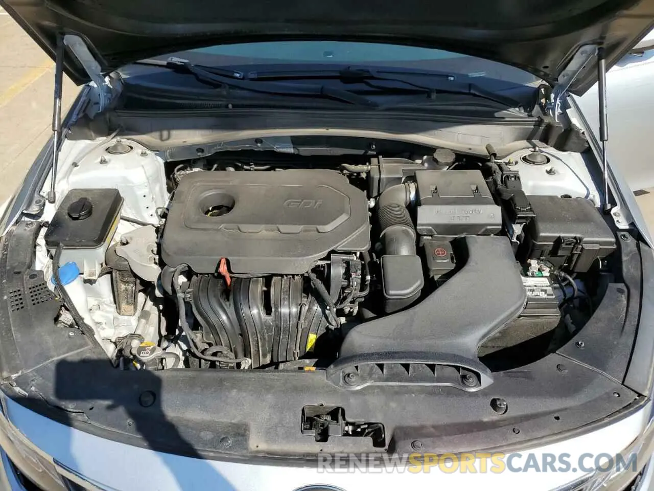 11 fotografías del automóvil dañado 5XXGT4L31KG323056 KIA OPTIMA 2019