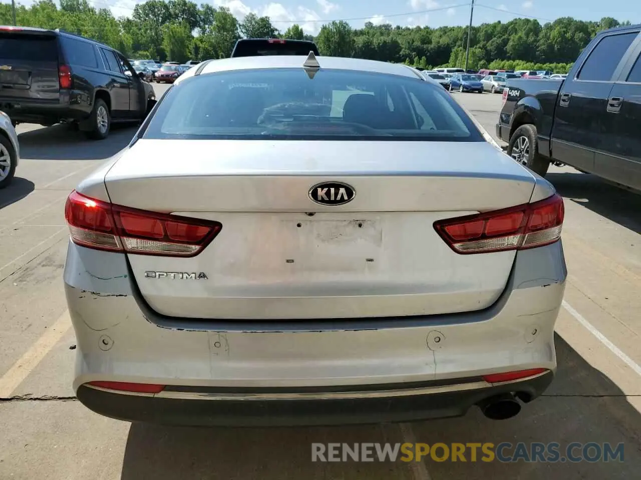 6 fotografías del automóvil dañado 5XXGT4L31KG323056 KIA OPTIMA 2019