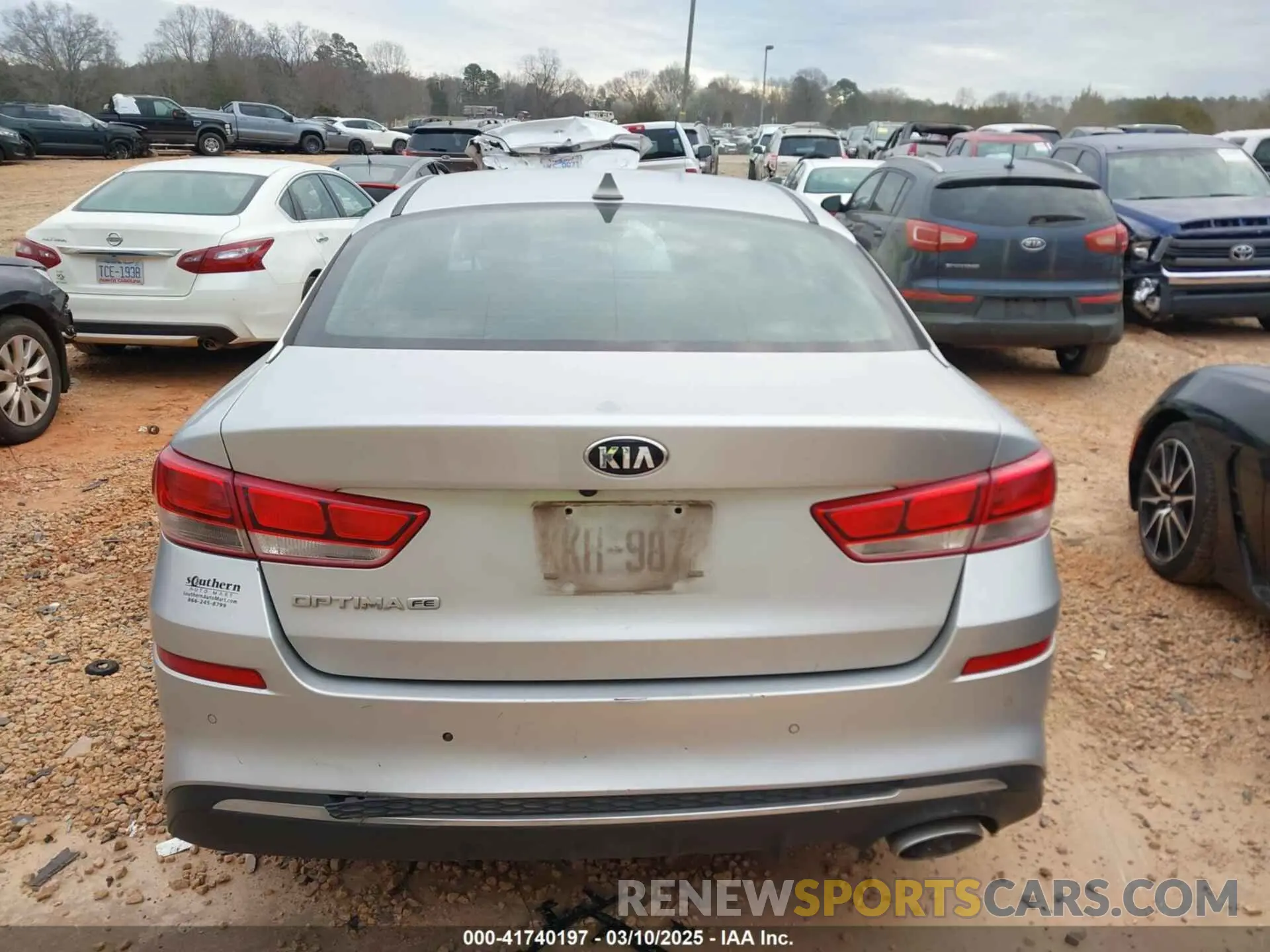 16 fotografías del automóvil dañado 5XXGT4L31KG323493 KIA OPTIMA 2019