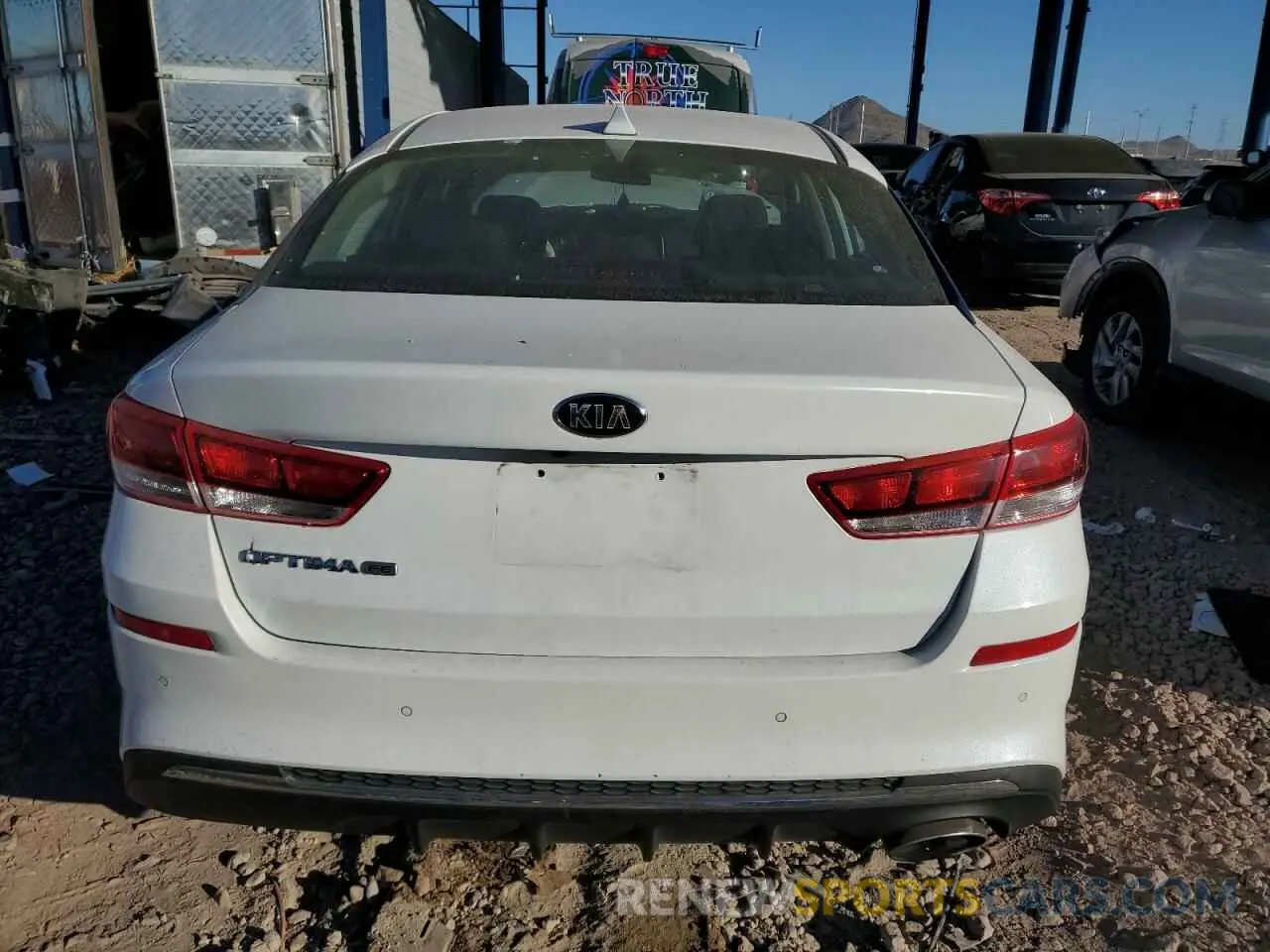 6 fotografías del automóvil dañado 5XXGT4L31KG329990 KIA OPTIMA 2019